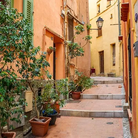 Le Seize, Cosy Au Coeur De La Vieille De Mentone