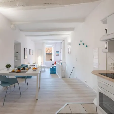 Le Seize, Cosy Au Coeur De La Vieille De Mentone